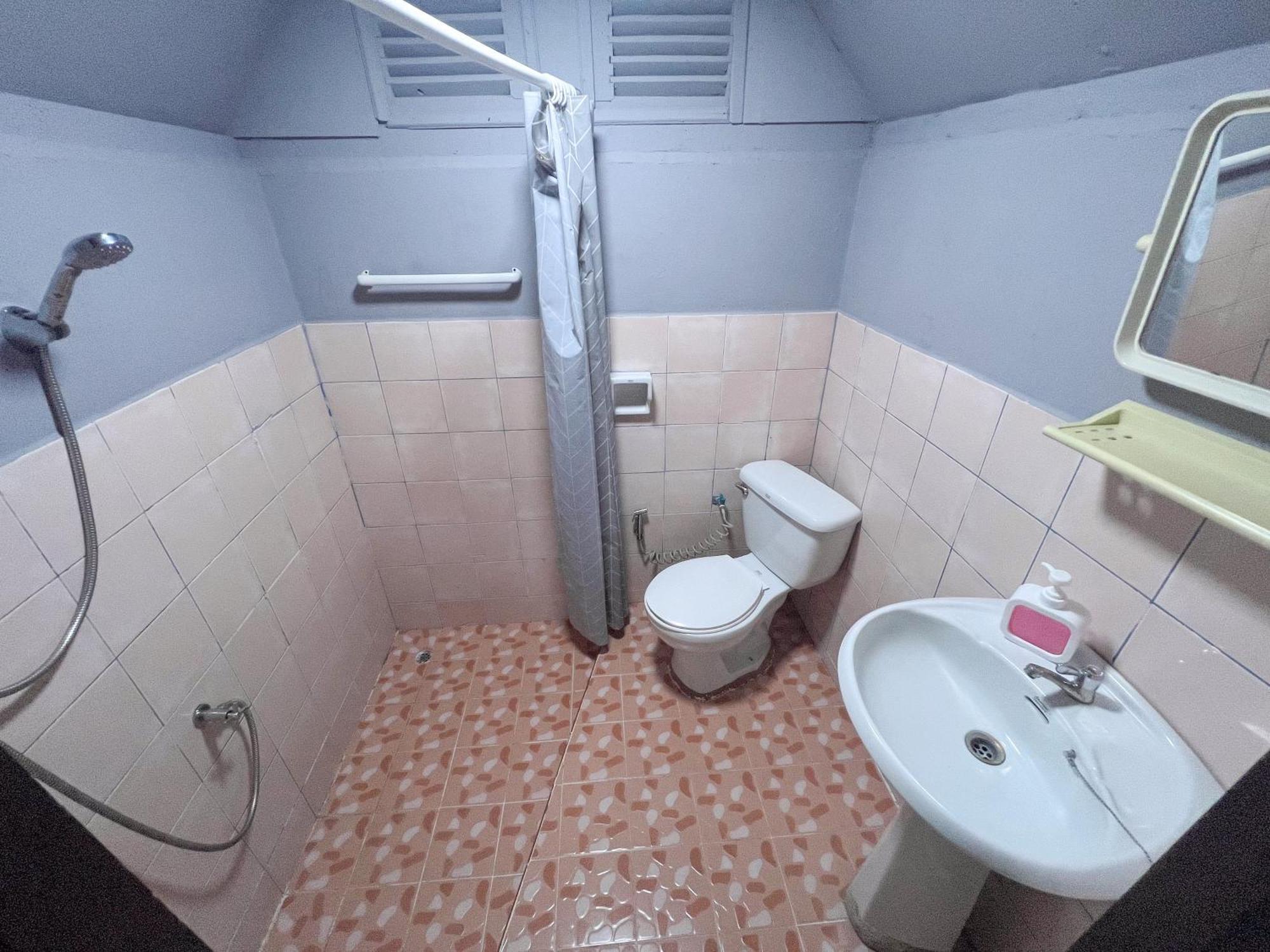 Butterfly Hostel, Hostal *