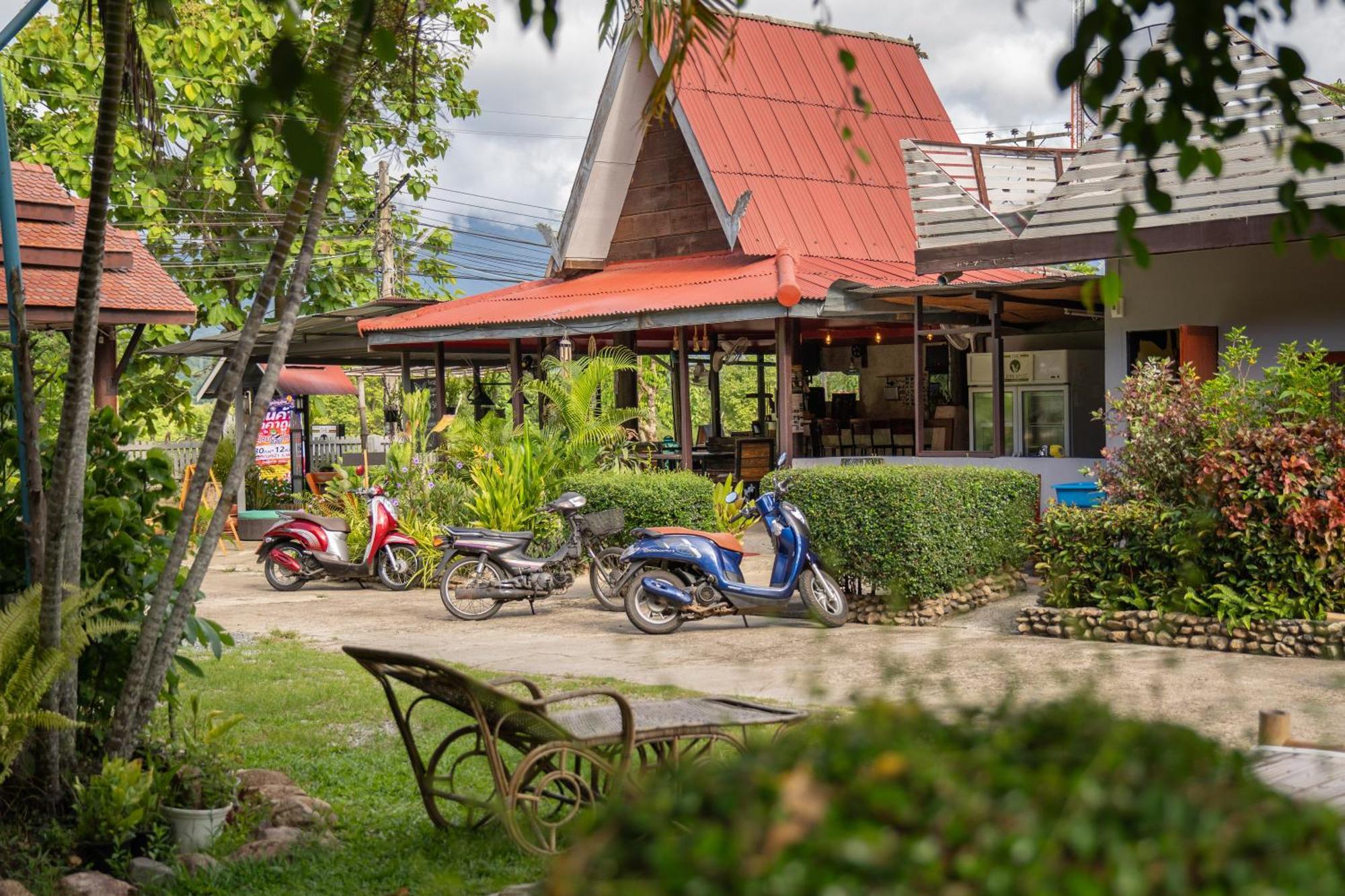 Butterfly Hostel, Pai