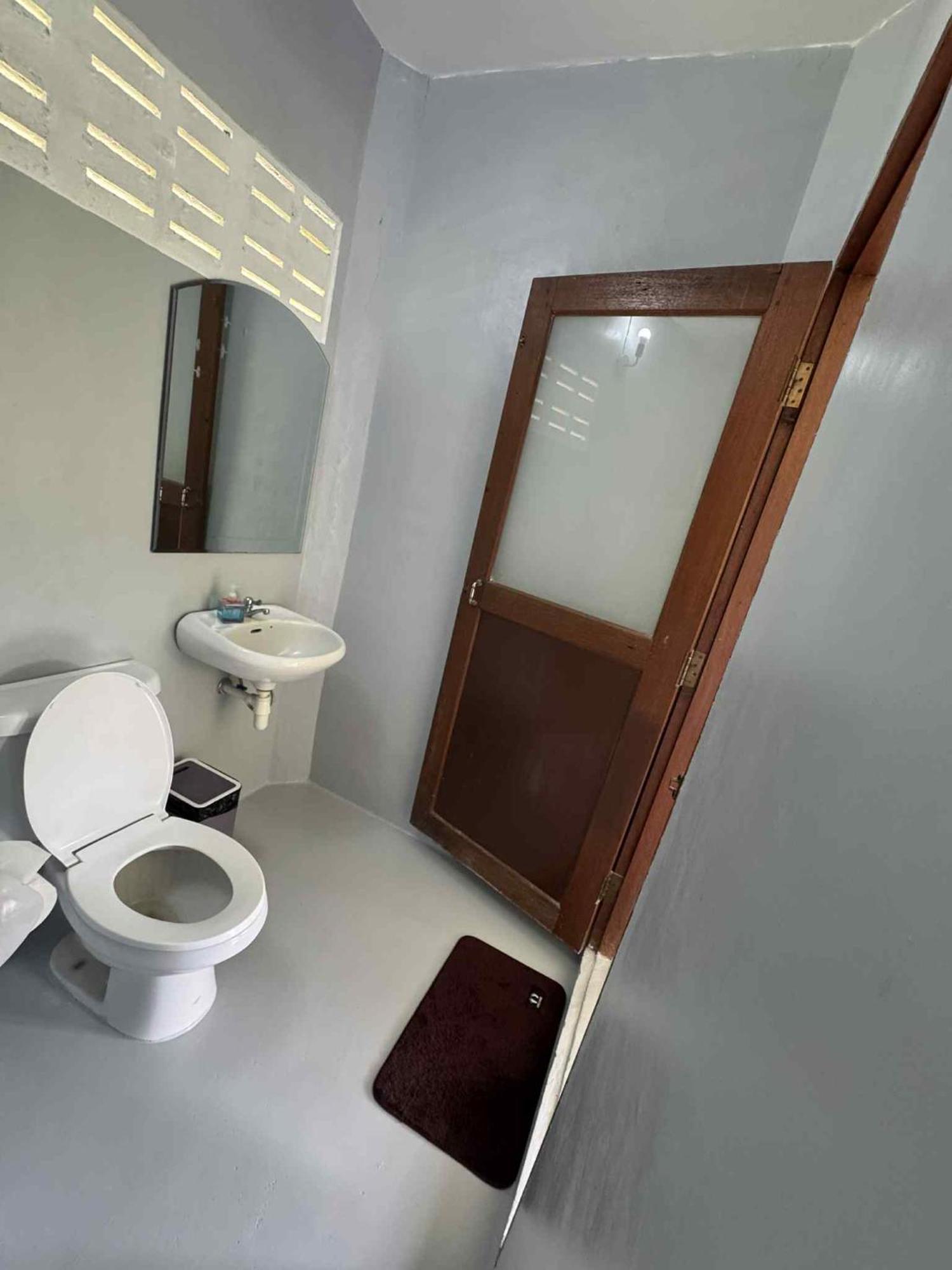 Hostal Butterfly Hostel, *